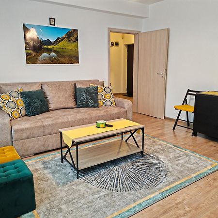 Cozy Apartment In Rasnov Esterno foto